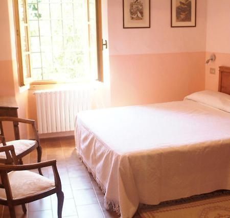 Le Camelie Bed & Breakfast Brissago-Valtravaglia Exterior photo